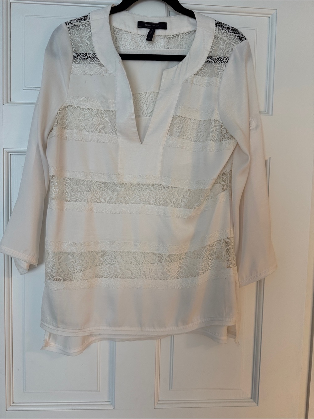 BCBGMaxAzria Cream Lace-Striped V-Neck Tunic